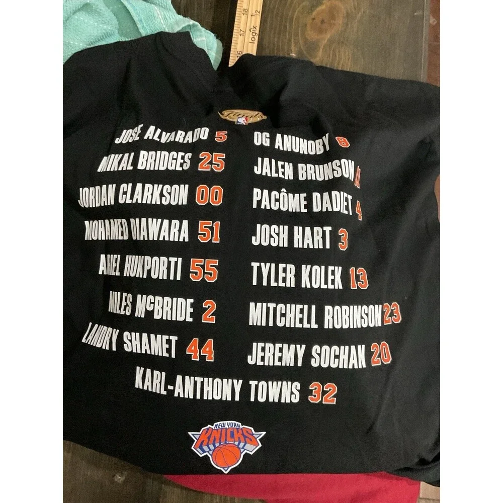 New York Knicks 2026 NBA Champions Always Knicks Roster T-Shirt Size Large New